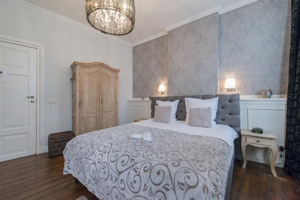Boutique Hotel Caelus VII Tongeren Exterior photo