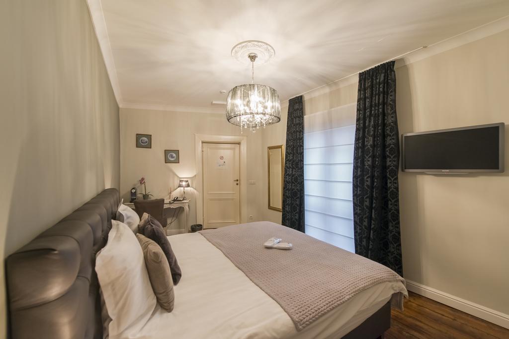 Boutique Hotel Caelus VII Tongeren Exterior photo